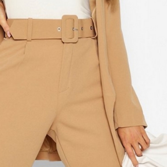 Tan belted dress pants - Picture 2 of 7